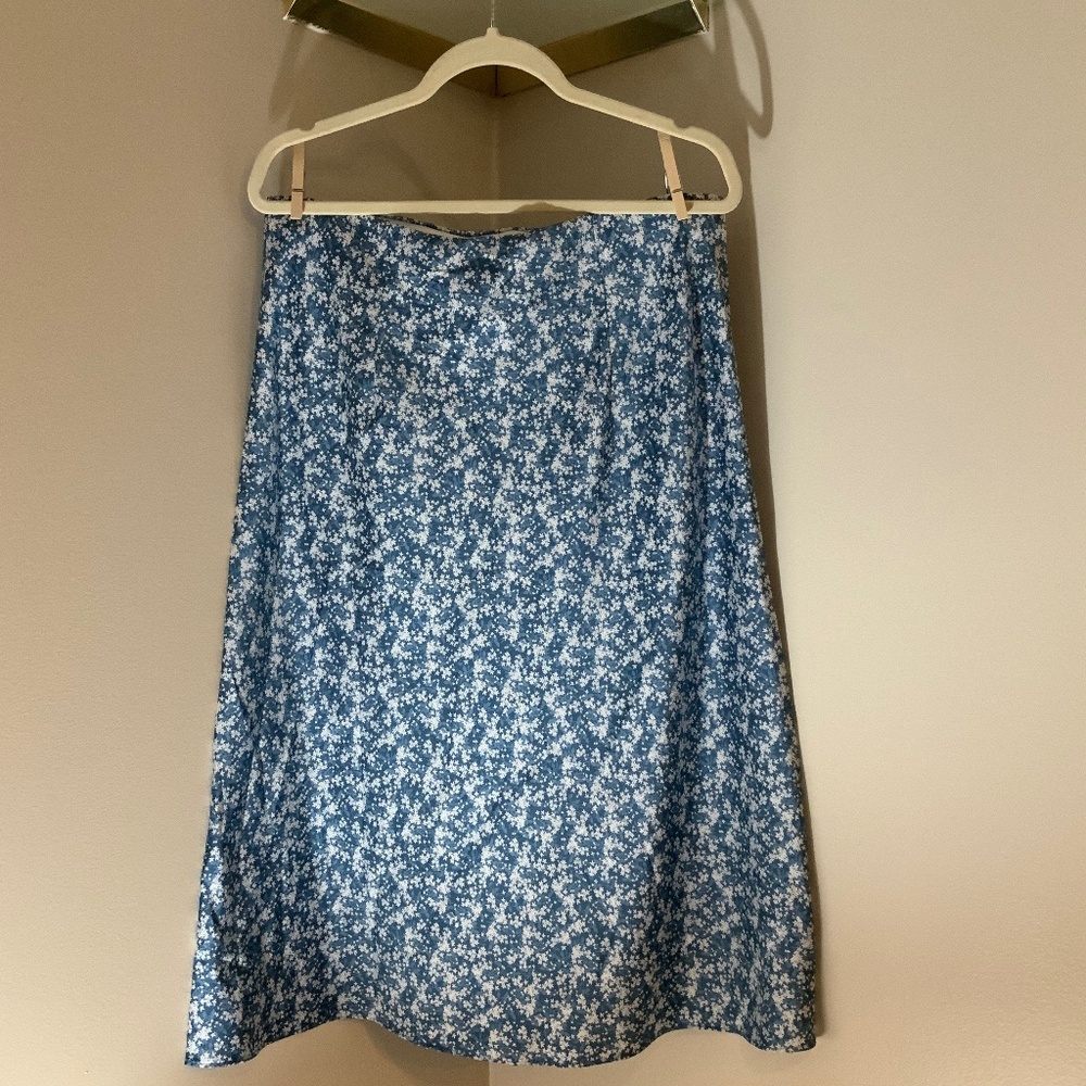 Loft Blue White L Floral Skirt Pull on Elastic Waist Scandi Girl Normcore - Picture 4 of 8